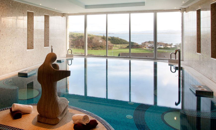 Image 4: Co. Donegal: 4* 2-or 3-Night Stay with Breakfast