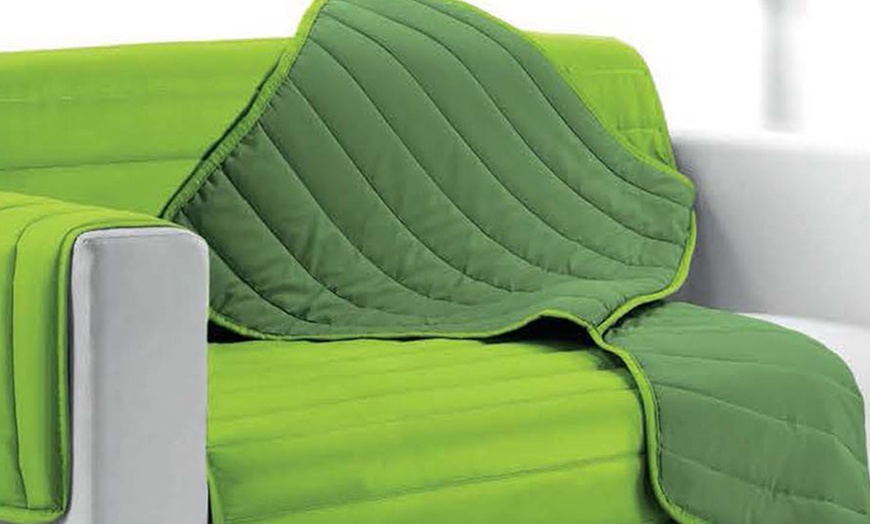 Image 8: Quilted Sofa Cover