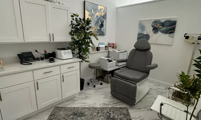 20 Full body Wax, 1 or 3 Brazilian or Bikini Sugaring Session and More