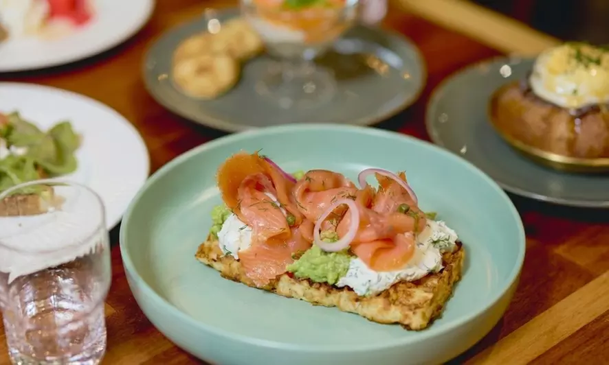 Delightful 3- or 4-Course Dining Experience in the Heart of New York