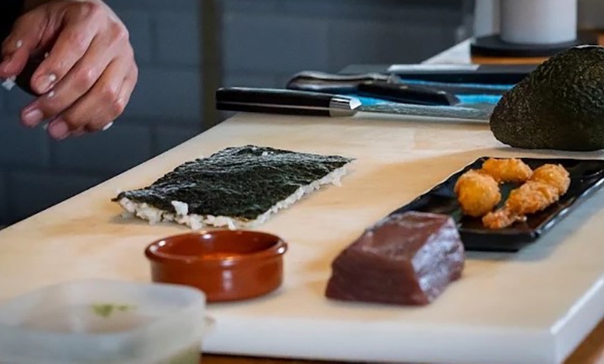 Image 3: Menú nikkei o peruano de autor para dos personas