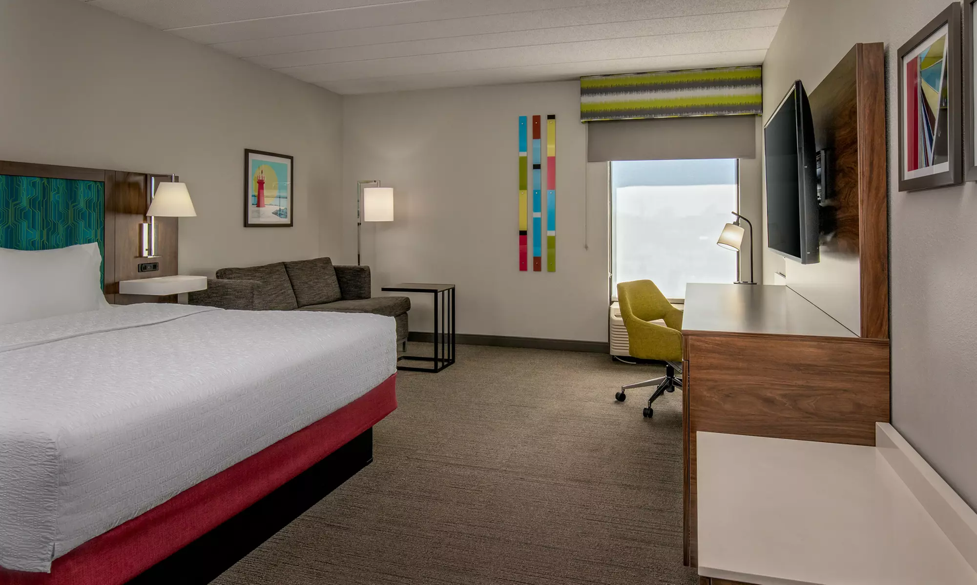 Modern comfort with breakfast and easy coastal access