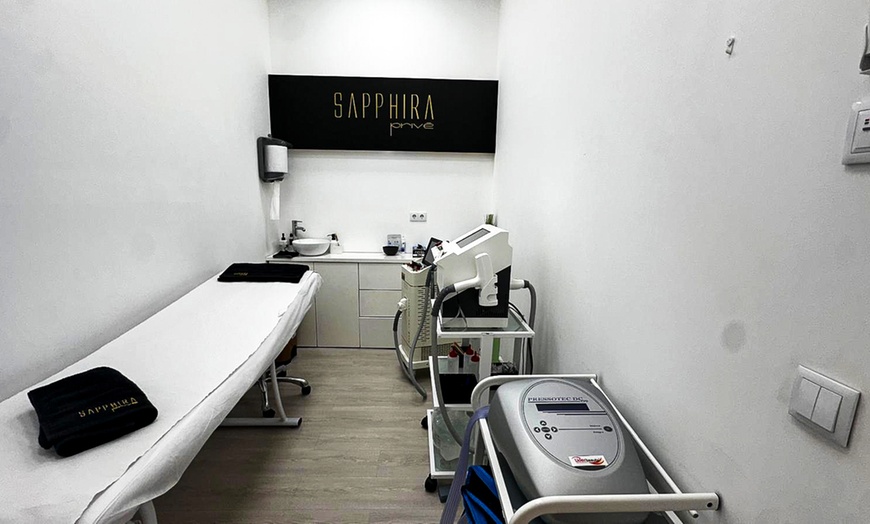 Image 2: 2 o 4 sesiones de maderoterapia en una zona a elegir para 1 persona