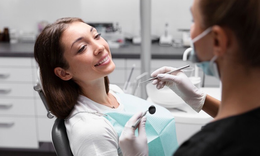 Image 4: Blanqueamiento led y limpieza con ultrasonidos, revisión y pulido 