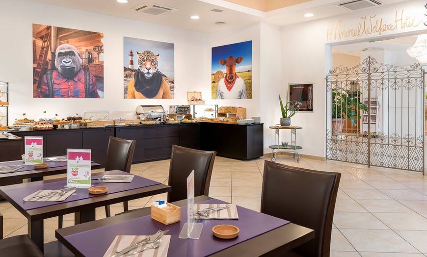 Image 13: Rimini 4*: soggiorno con colazione, idromassaggio, cena o massaggio 