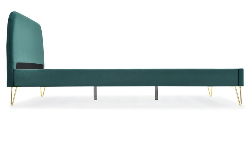 Image 37: Lit velours "Garbera" 140 x 190 cm ou 160 x 200 cm de Kocoon 