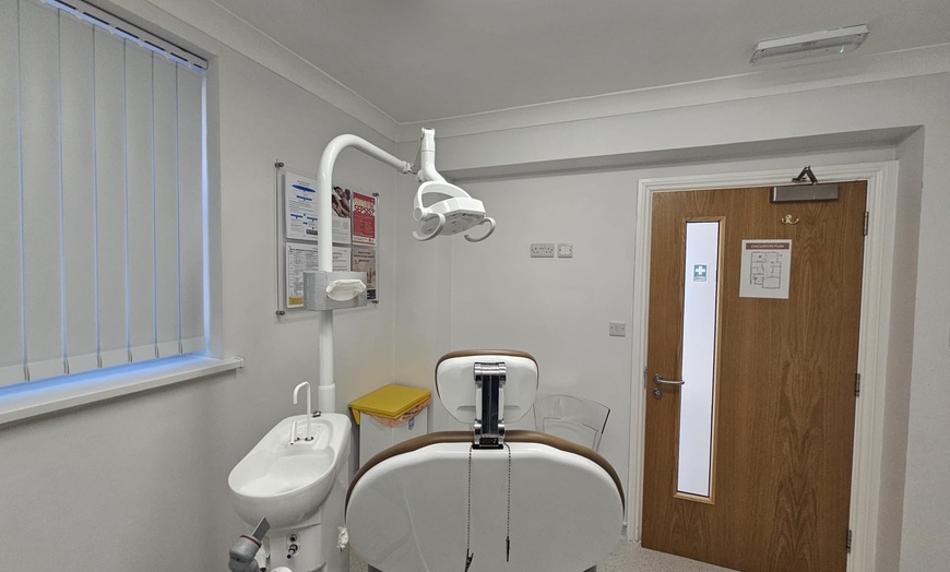 Image 4: Regular Examination with Basic Clean OR Full Hygiene Clean