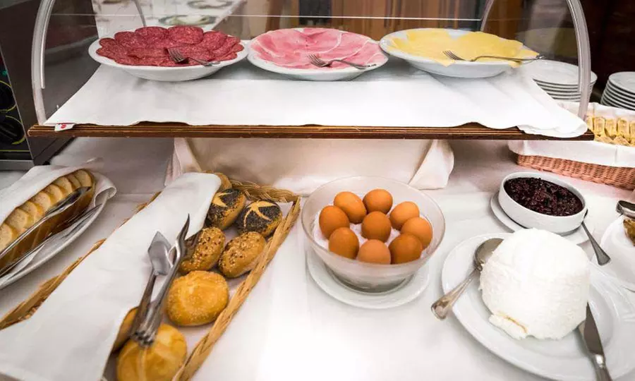 Modena 4*: soggiorno con mezza pensione e Spa per 2 o 3 persone