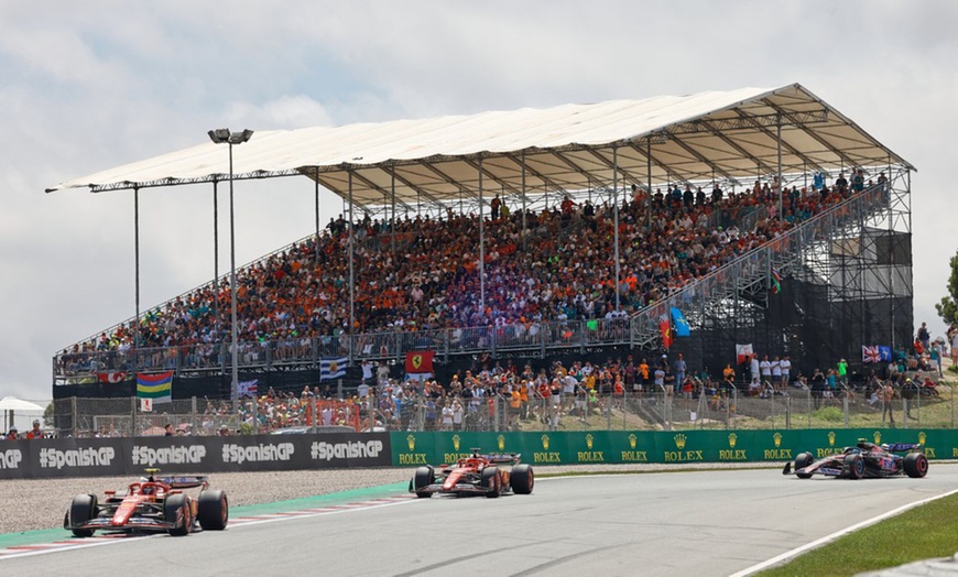 Image 5: Barcelona: 3-Tages-Ticket für F1 GP von Spanien 2025 und 4* Hotel