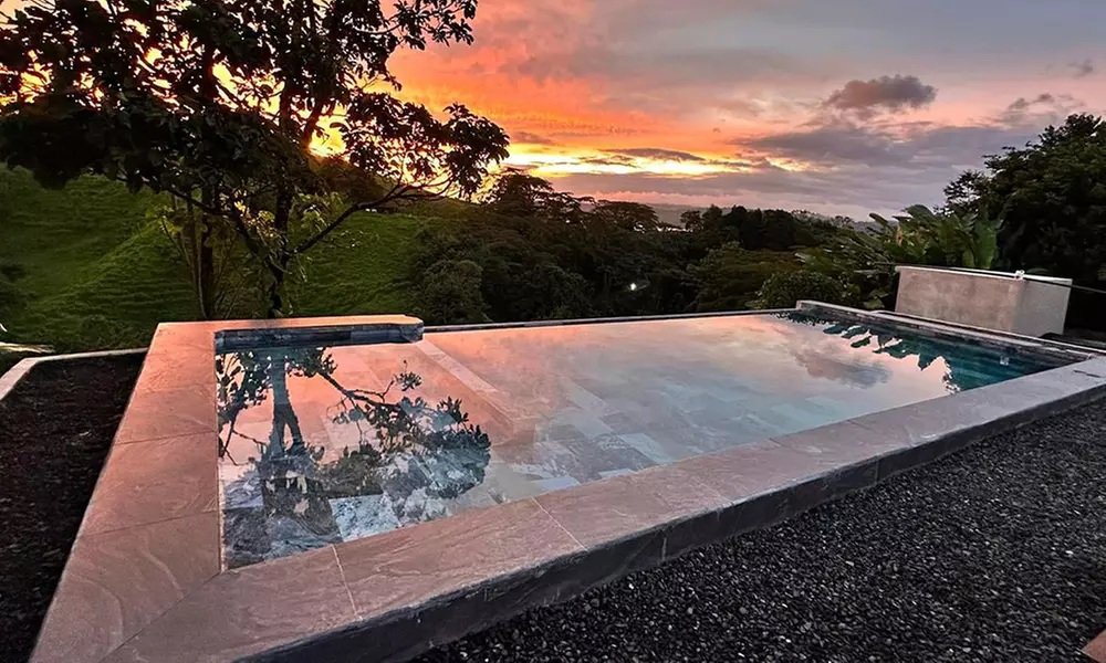 ✈ 7-Night Costa Rica Volcano & Caribbean Beach Vacation w/Air