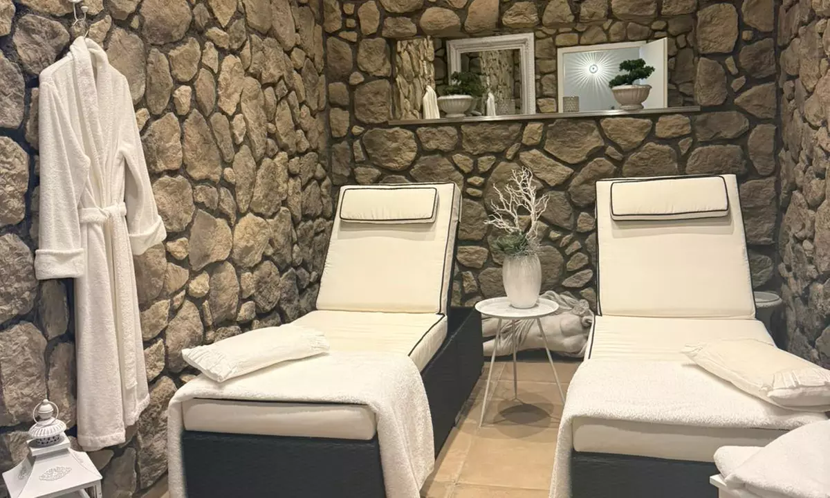 60 Min. Floating-Session, opt. mit 30 Min. Massage, für 1 Person