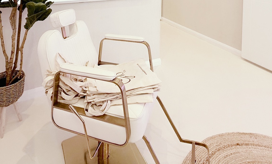 Image 4: Expert HD Brow Services - Shaping, Tinting, Lamination & More!