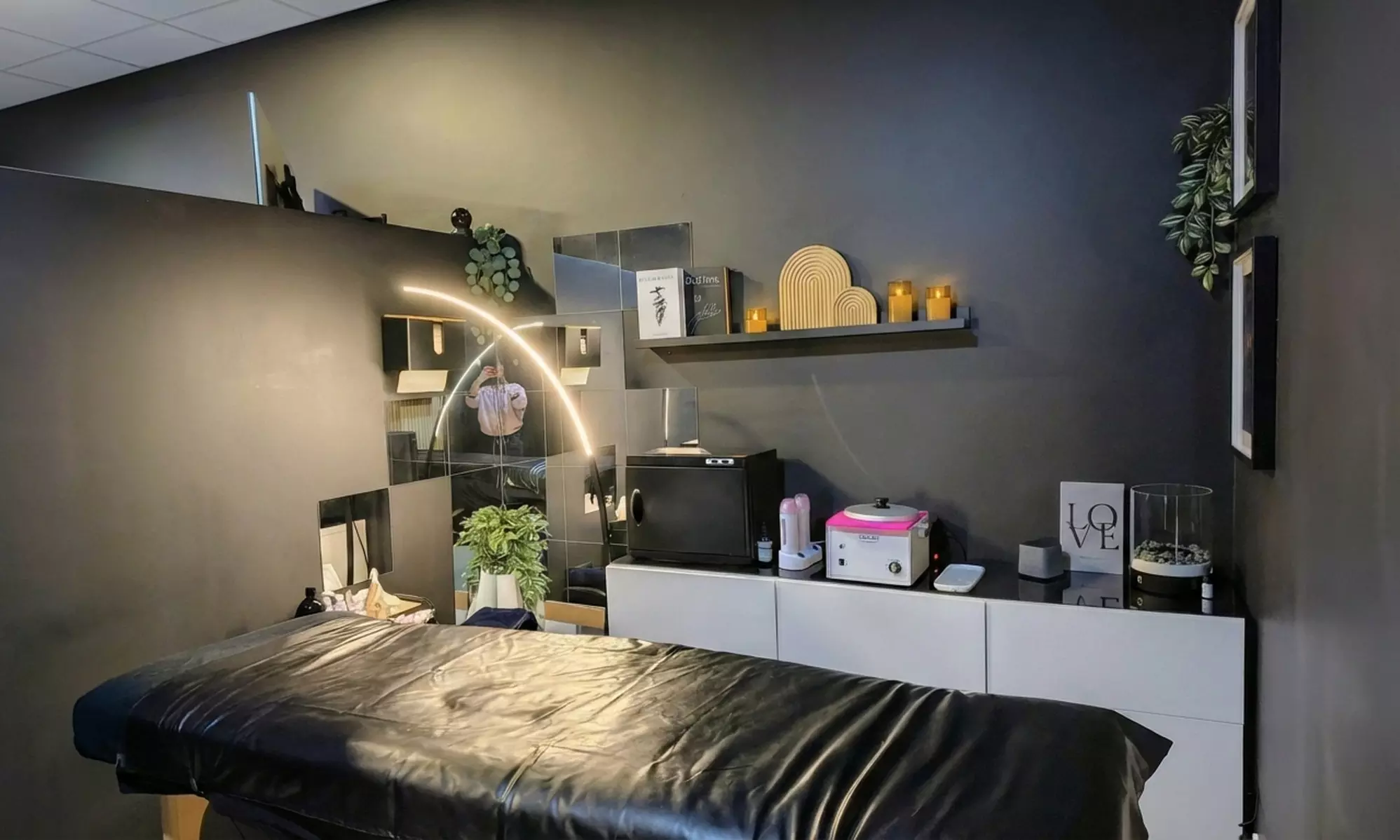 Wertgutschein im Wert von 25, 50 oder 100 € anrechenbar auf Waxing