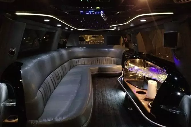 Private Christmas Light Tours in SUV or Limo in Sacramento Valley