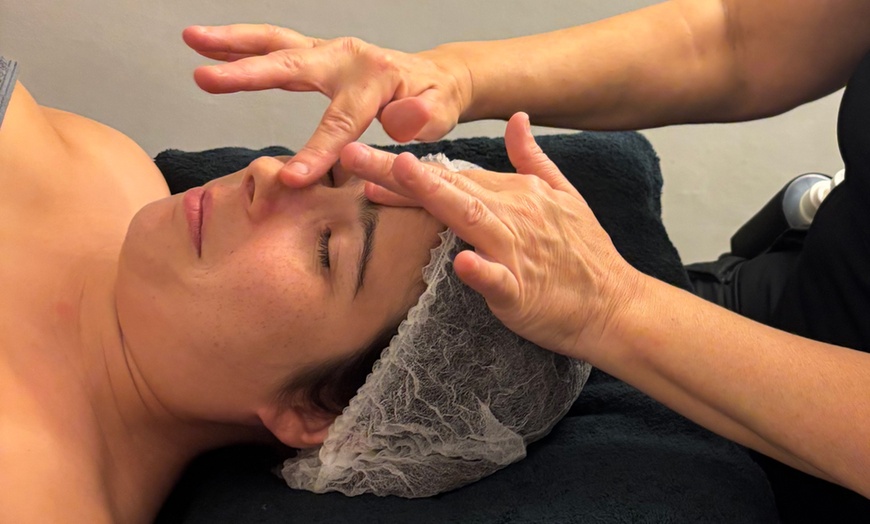 Image 3: Masaje a elegir de 45, 70 o 90 minutos para 1 persona