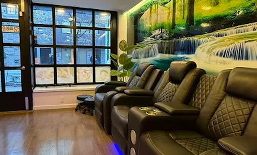 Image 3: Soothing Lavender Oil Massages for Deep Relaxation