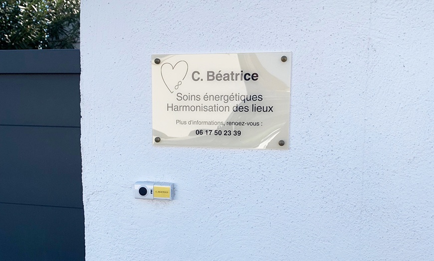 Image 8: Séance de LaHoChi, bols chantants ou réflexologie avec CBéatrice