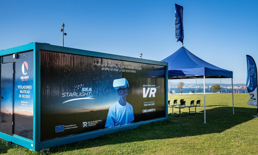 Image 1: Navegación virtual con vistas a la bóveda celeste para 1 o 2 personas