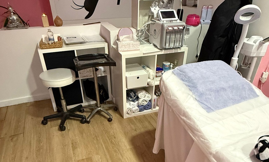 Image 5: Tratamiento reductor con cavitación, presoterapia y maderoterapia