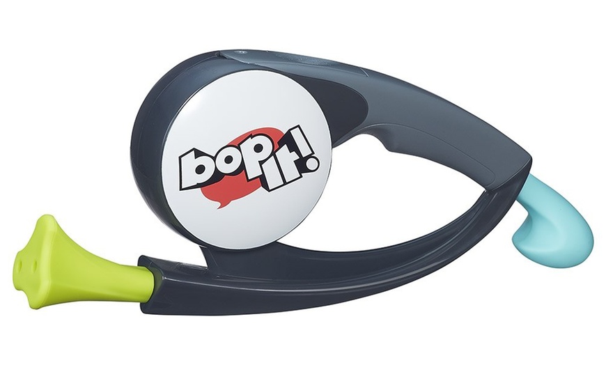 Image 2: Hasbro Bop It! Game