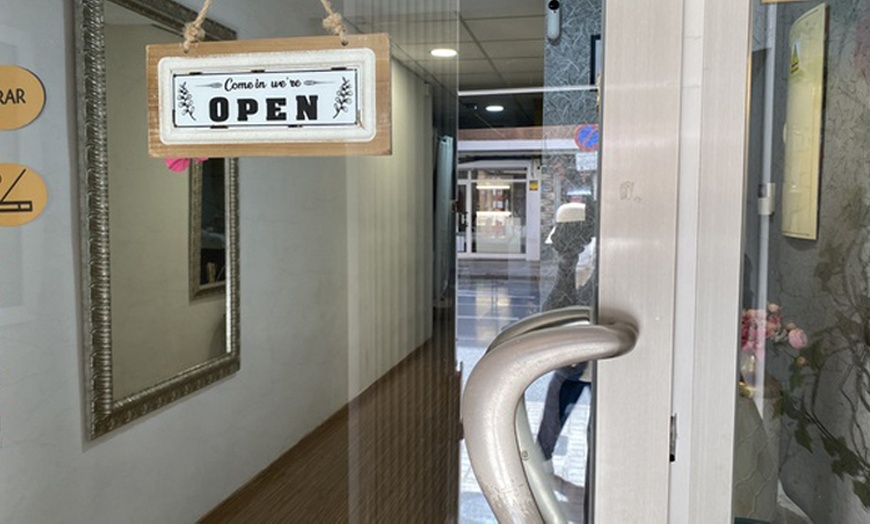 Image 8: 1 o 2 sesiones de radiofrecuencia corporal Indiba y HIFU corporal 