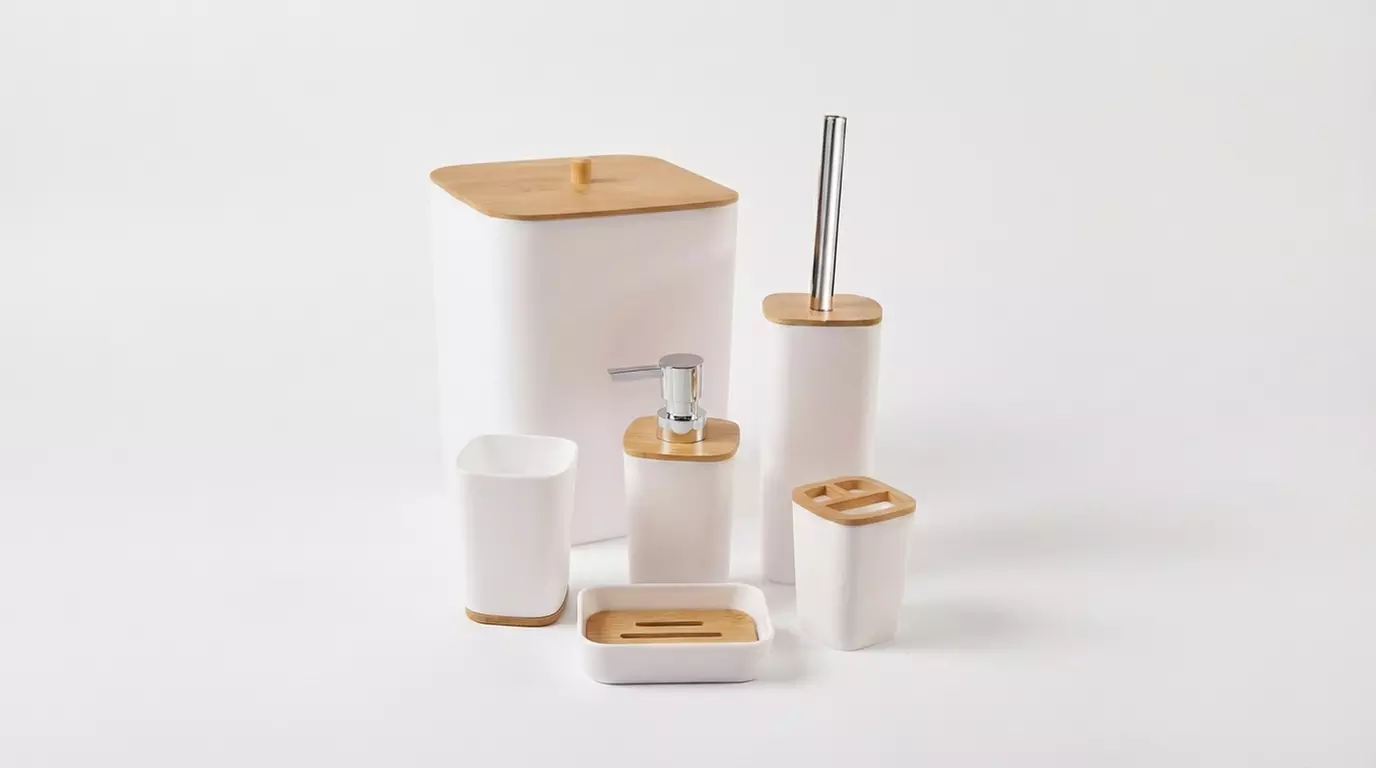 6-delige badkamerset met bamboe details in kleur naar keuze - Primary Image