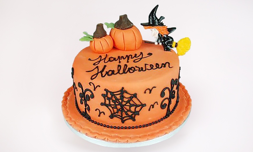 Image 5: Spooky, festive Halloween Cakes - Perfect for parties and treats!