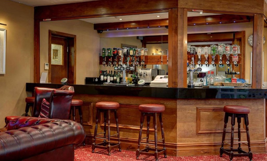 Image 6: Greater Manchester: All Inclusive Stay for 2