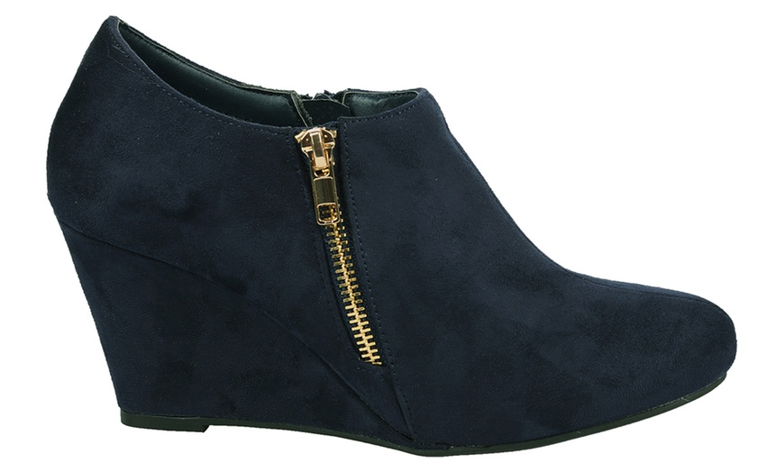 Image 2: Women's Wedge Heel Ankle Boots