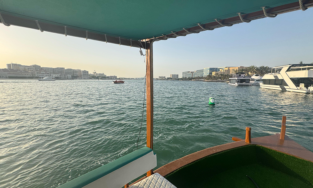 30 Or 60-minute Quick Scenic Cruise In Abu Dhabi For Up To 2, 3, Or 4
