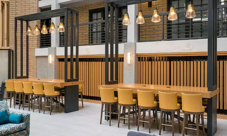 Embassy Suites by Hilton Austin Central Hotel - Spacious Suites & Free Breakfast Near Downtown Austin