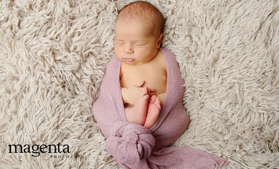 One 45-Minute Photo Session at Magenta Photo (69% Off) in the Toronto & Ottawa Area. Two Options Available. - Primary Image