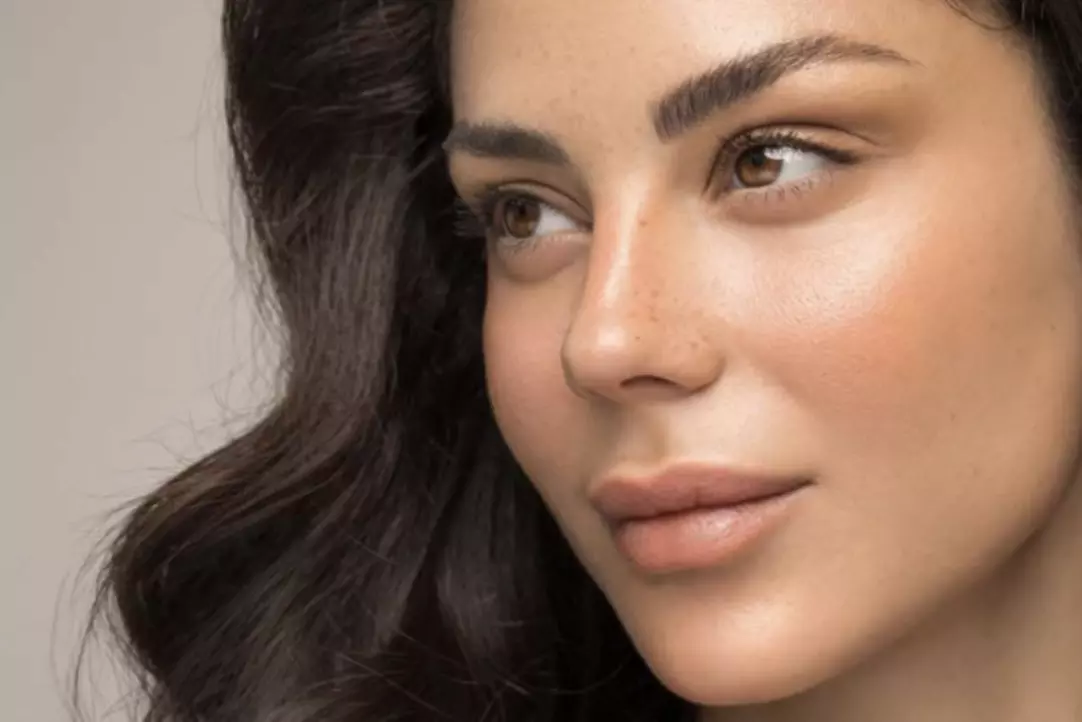 Smooth & Sculpt: Fotona 4D Lift for Eye Bags or Lips