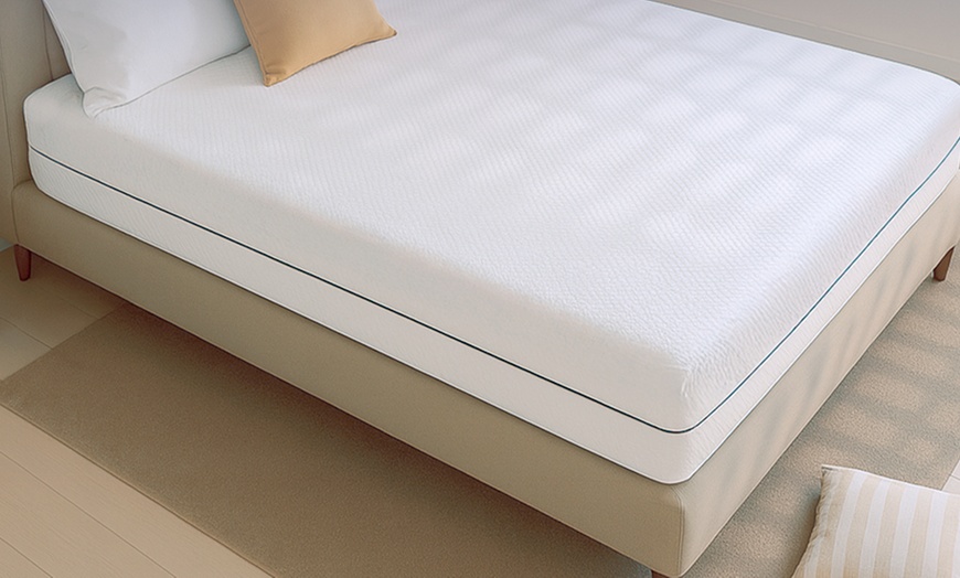 Image 3: Colchón ergonómico de espuma hipoalergénica, The White Stone