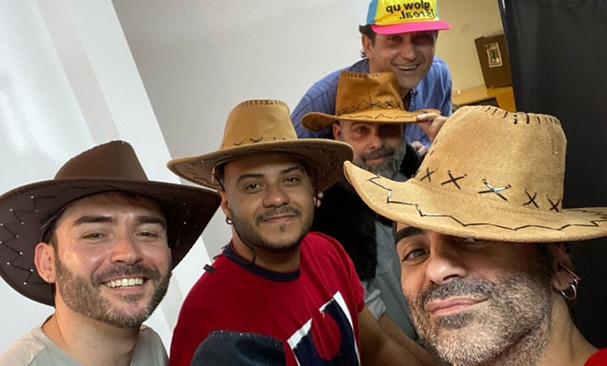 Image 14: 1 o 4 clases de teatro individual o clase privada grupal para 6 pax.