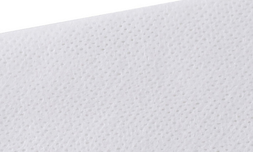 Image 4: White Clothes Laundry Sheets