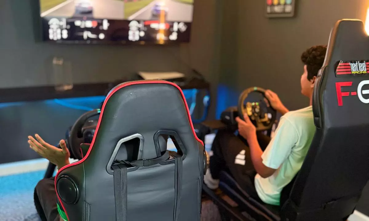 Weekend Party Packages, VR Sessions or Race Car and Flight Simulators