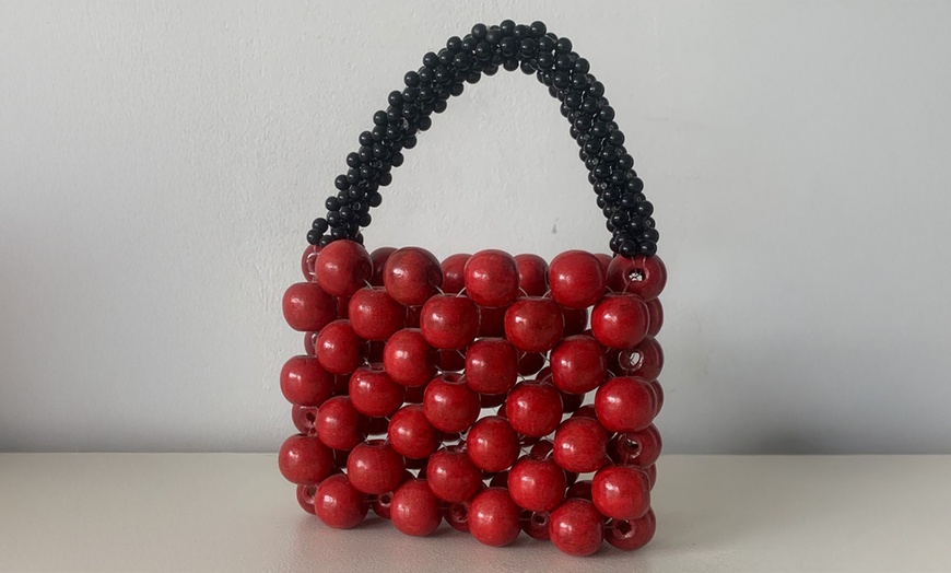 Image 5: Taller de joyas con materiales incluidos y barra libre en Valencia 