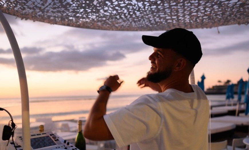 Image 15: Alquiler de cama balinesa en Playa Fañabé, almuerzo y bebidas para 2