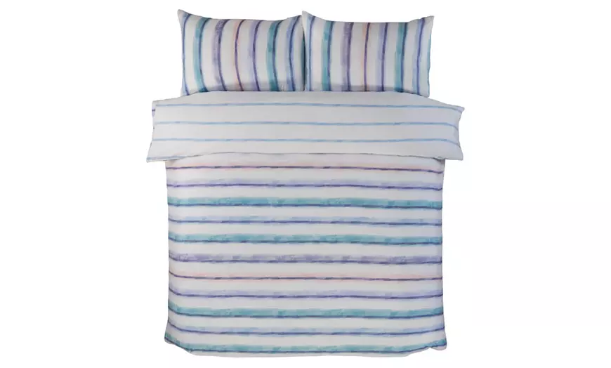 Image 9: Stripe Reversible Duvet Set