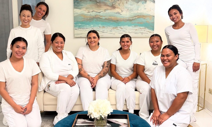 Image 3: Choice of Brazilian, Bikini Line, Full Chest, and More