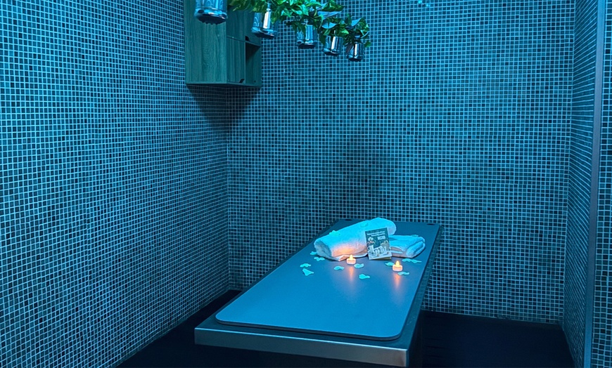 Image 12: Circuito termal para 1 o 2 personas con bañera o ducha vichy a elegir 