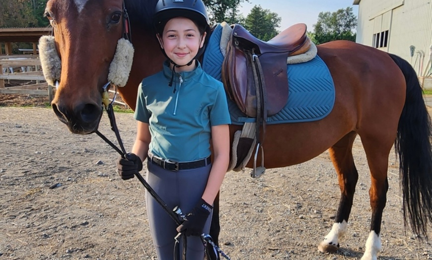 Image 6: 30 or 60-Min Horseback Riding Lessons: One or Parent/Tot – Select Days