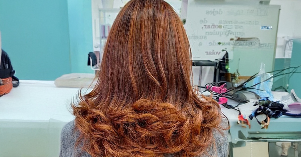 Sesión de peluquería con tratamientos para una persona en Madrid