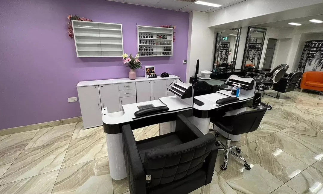 Up to 49% Off on Nail Spa/Salon - Shellac / No-Chip / Gel at Le Royal Beauty & SPA Centre