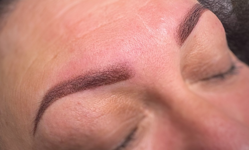 Image 2: Powder Brows für 1 Person, optional mit Korrektur nach 4 Wochen