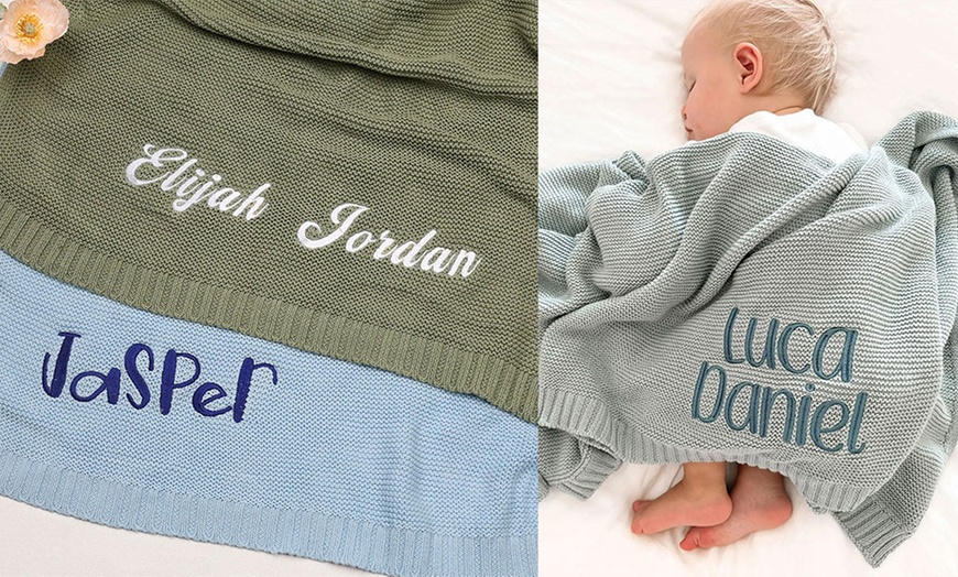 Image 2: Personalized Embroidery Nap Blankets