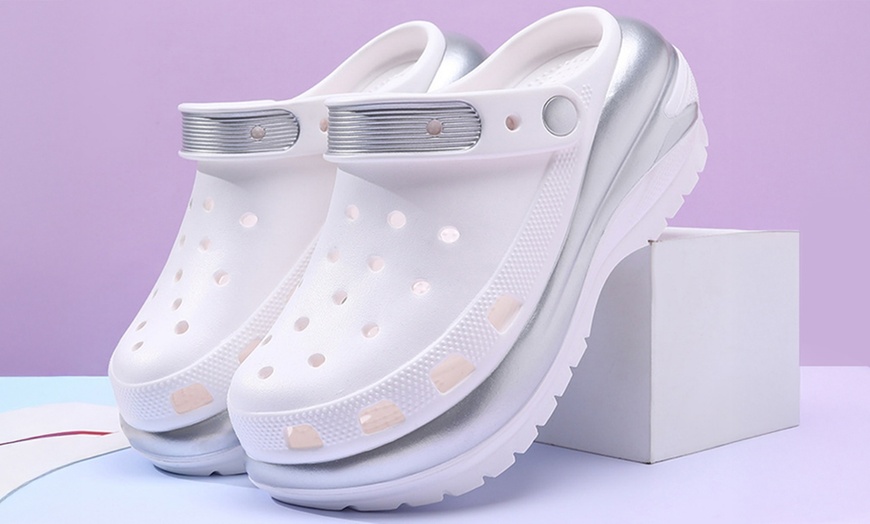 Image 8: Slip-on EVA Sandals