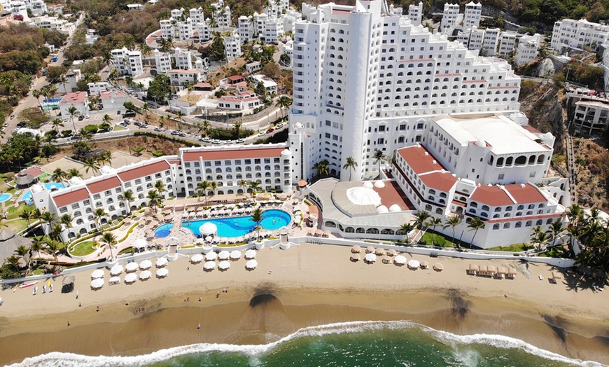 Image 12: ✈ 6-Night Costa Rica & Panama Escape w/ Air from Travel by Jen 