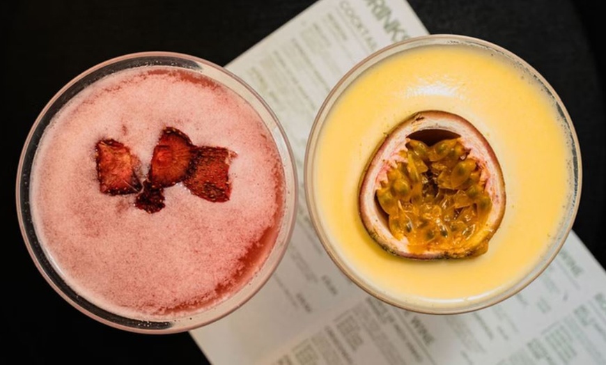 Image 3: Up to 25% Off on Restaurant speciality - Burgers at Finsbury Square Garden